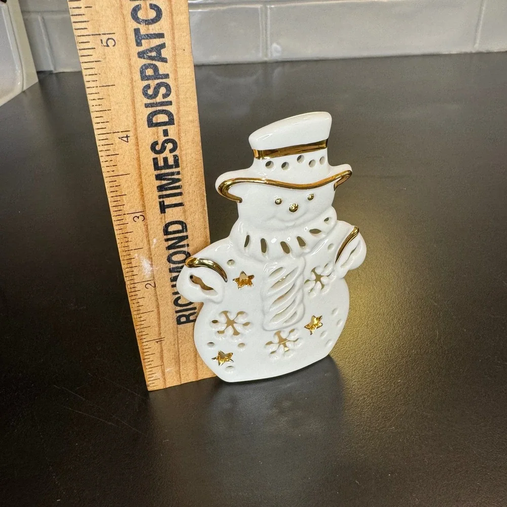 Lenox Snowman Votive Candle Holder Ivory Gold 24k Trim Holiday Decor 4.75in